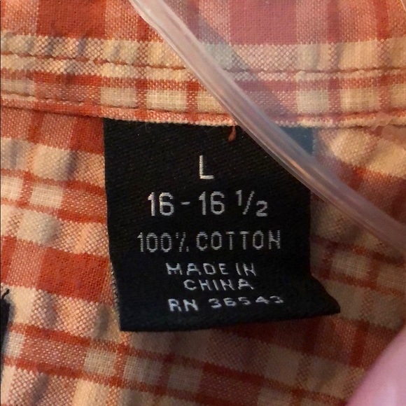 VanHeuson Mens Large Button Down Short Sleeve Tees - Picture 5 of 5